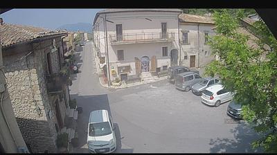 Preview delle webcam di Fiamignano › Ovest: piazza di