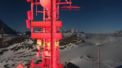 immagine della webcam nei dintorni di Valtournenche: webcam Cervinia Plateau Rosa