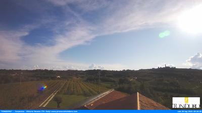 immagine della webcam nei dintorni di Revine Lago: webcam San Pietro di Feletto