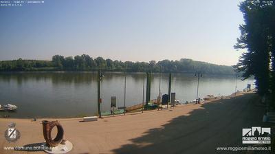 immagine della webcam nei dintorni di Bagnolo in Piano: webcam Boretto