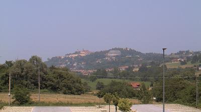 immagine della webcam nei dintorni di Carrù: webcam Villanova Mondovì