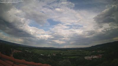 immagine della webcam nei dintorni di Rivarolo Canavese: webcam Parella