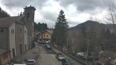 immagine della webcam nei dintorni di Passo del Lupo: webcam Frassinoro