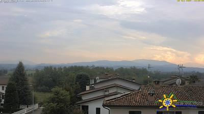 immagine della webcam nei dintorni di Castelnuovo Bocca d'Adda: webcam Vigolzone