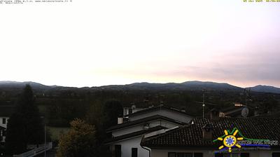 immagine della webcam nei dintorni di Costa de' Nobili: webcam Grazzano Visconti