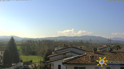immagine della webcam nei dintorni di Varano de' Melegari: webcam Grazzano Visconti