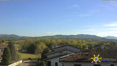 immagine della webcam nei dintorni di Costa de' Nobili: webcam Grazzano Visconti