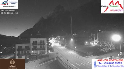 immagine della webcam nei dintorni di Passo di Giau: webcam San Vito di Cadore