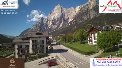 immagine della webcam nei dintorni di Masare': webcam San Vito di Cadore