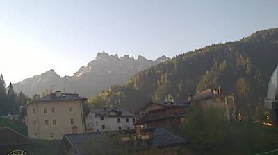 immagine della webcam nei dintorni di Alleghe: webcam Caviola