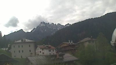 immagine della webcam nei dintorni di Passo San Pellegrino: webcam Caviola