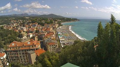 immagine della webcam nei dintorni di Cogoleto: webcam Celle Ligure