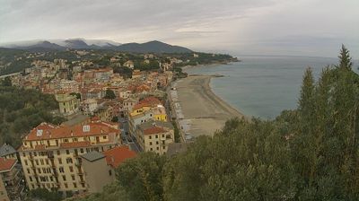 immagine della webcam nei dintorni di Spotorno: webcam Celle Ligure