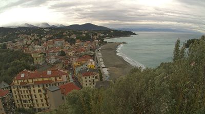immagine della webcam nei dintorni di Bergeggi: webcam Celle Ligure
