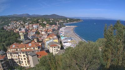 immagine della webcam nei dintorni di Altare: webcam Celle Ligure