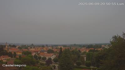 immagine della webcam nei dintorni di Bregnano: webcam Castelseprio