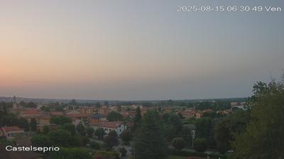 immagine della webcam nei dintorni di Cassano Magnago: webcam Castelseprio