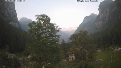 immagine della webcam nei dintorni di Campodolcino: webcam Valmasino