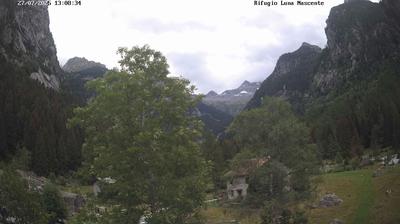 immagine della webcam nei dintorni di Menarola: webcam Val Masino