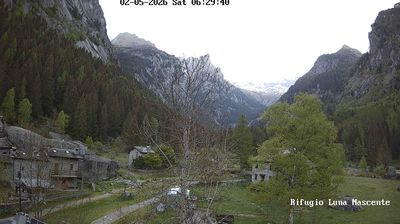 immagine della webcam nei dintorni di Lanzada: webcam Val Masino