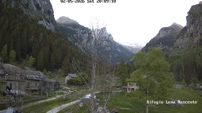 immagine della webcam nei dintorni di Talamona: webcam Val Masino