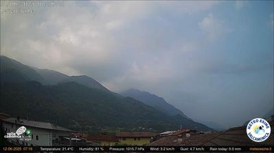 immagine della webcam nei dintorni di Colere: webcam Esine