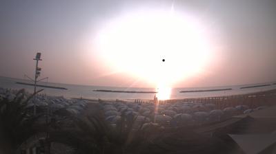 Preview delle webcam di Pesaro: Bagni Gilberto