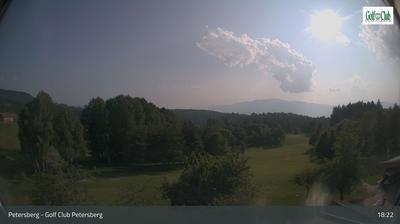 Preview delle webcam di Monte San Pietro › Sud-Ovest: Golf Club Petersberg