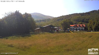 immagine della webcam nei dintorni di Tizzano Val Parma: webcam Ventasso