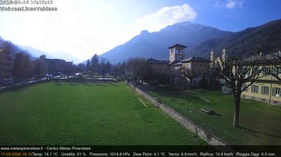 immagine della webcam nei dintorni di Sampeyre: webcam Torre Pellice