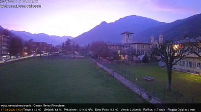 immagine della webcam nei dintorni di Pontechianale: webcam Torre Pellice