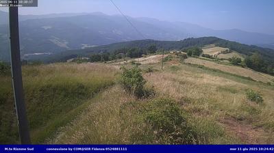 immagine della webcam nei dintorni di Fornovo di Taro: webcam Borgo Val di Taro