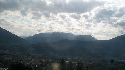 immagine della webcam nei dintorni di Vallelaghi: webcam Isera
