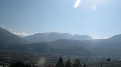 immagine della webcam nei dintorni di Nago-Torbole: webcam Isera