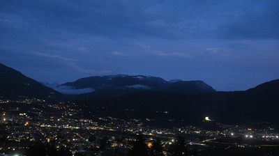 immagine della webcam nei dintorni di Besenello: webcam Isera