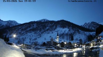 immagine della webcam nei dintorni di Passo dei Salati: webcam Carcoforo