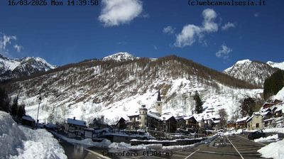 immagine della webcam nei dintorni di Campertogno: webcam Carcoforo
