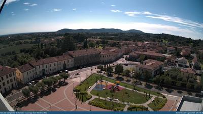 immagine della webcam nei dintorni di Predore: webcam Cazzago San Martino