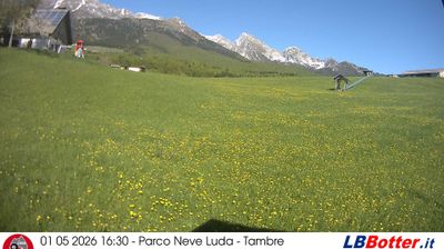 immagine della webcam nei dintorni di Vittorio Veneto: webcam Col Indes