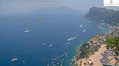 immagine della webcam nei dintorni di Serrara Fontana: webcam Anacapri