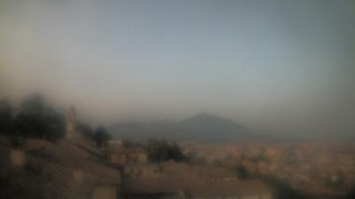 immagine della webcam nei dintorni di Monte Cornizzolo: webcam Erba