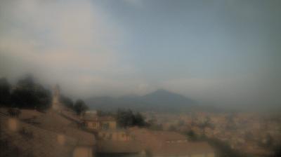 immagine della webcam nei dintorni di Civate: webcam Erba