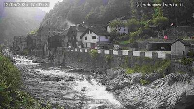 immagine della webcam nei dintorni di Boccioleto: webcam Rassa