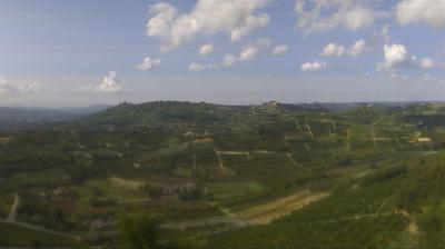 immagine della webcam nei dintorni di Cerretto Langhe: webcam Magliano Alfieri