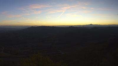 immagine della webcam nei dintorni di Cossano Belbo: webcam Magliano Alfieri