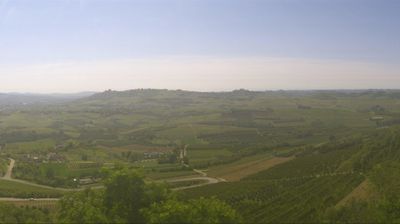 immagine della webcam nei dintorni di Benevello: webcam Magliano Alfieri