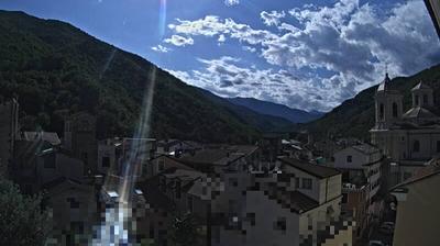 immagine della webcam nei dintorni di Monesi: webcam Pieve di Teco