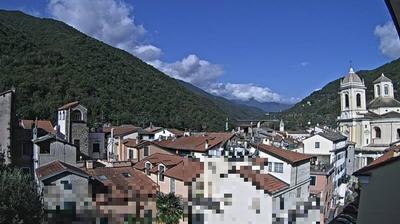 immagine della webcam nei dintorni di Mendatica: webcam Pieve di Teco