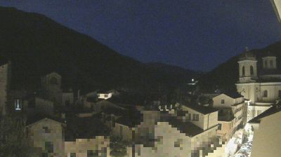 immagine della webcam nei dintorni di Monesi: webcam Pieve di Teco