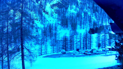 immagine della webcam nei dintorni di Cervinia Cime Bianche Laghi: webcam Staffal